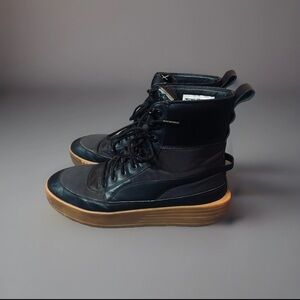 Puma Xo The Weeknd Parallel 2.0
MensBoots - Black sz 12 Tactical Issue
No.1